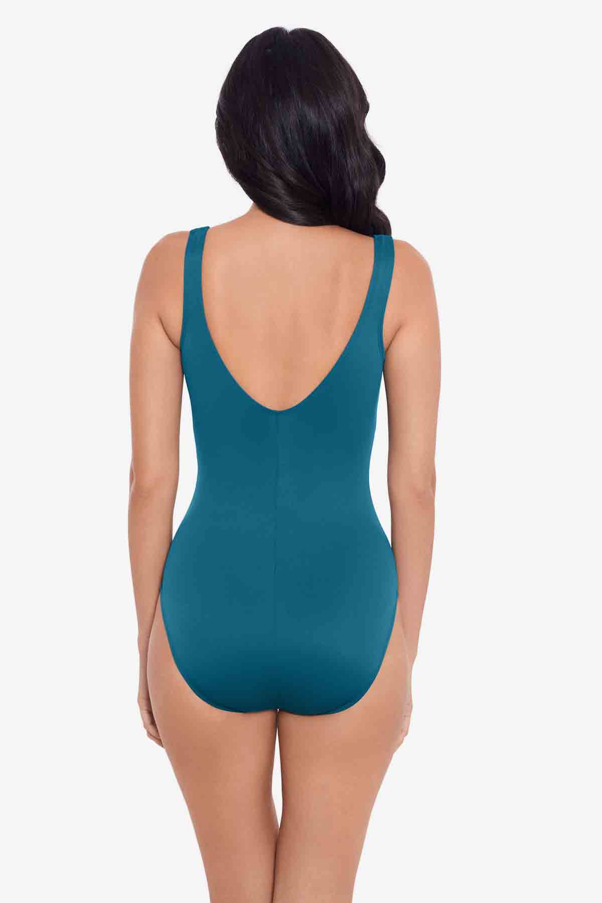 Avra One Piece