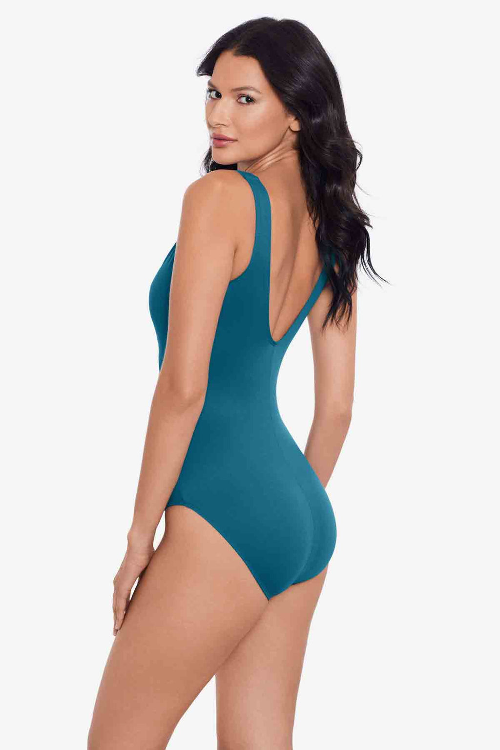 Avra One Piece