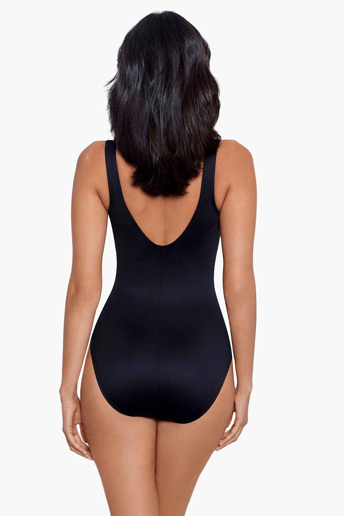 Avra One Piece